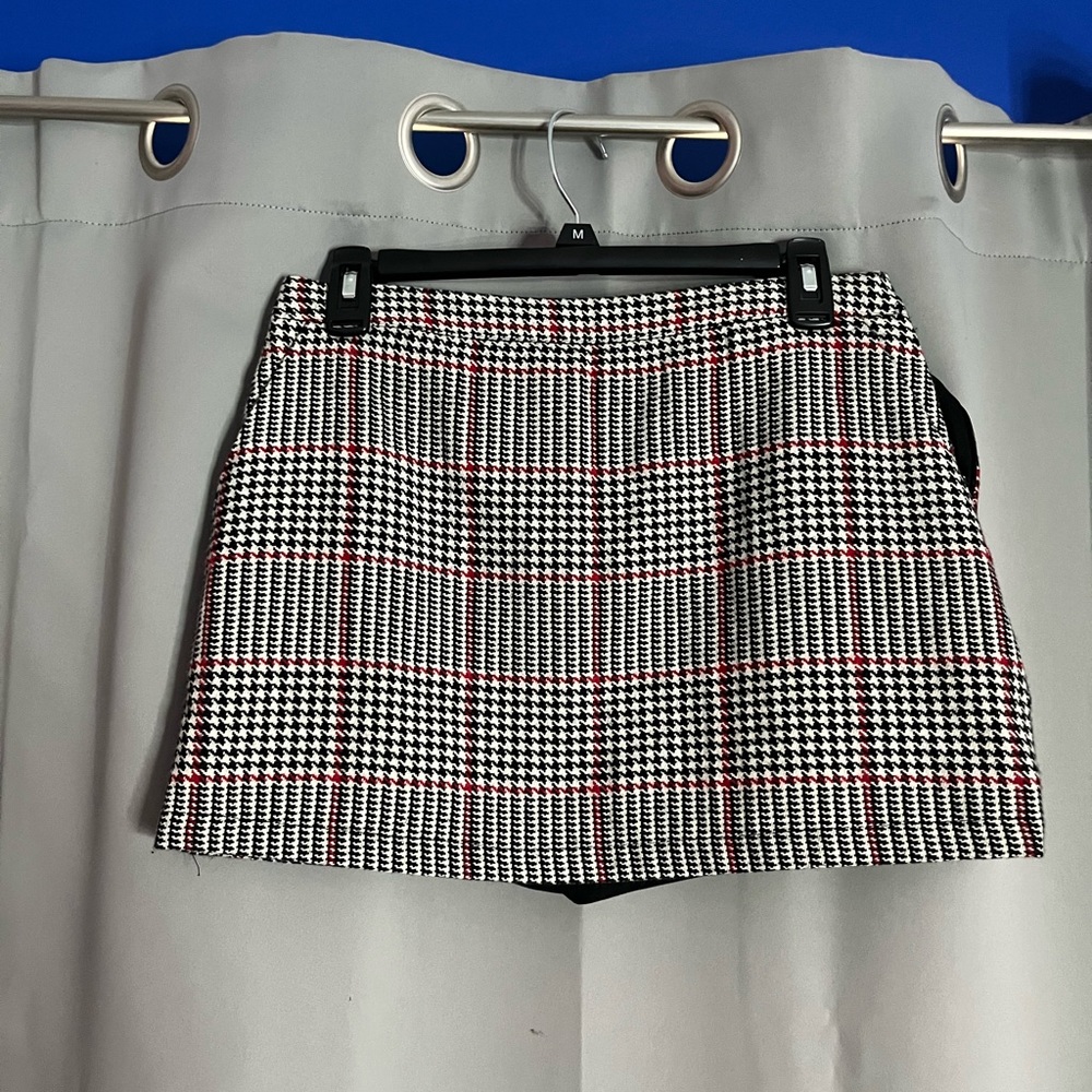 mini skirt
